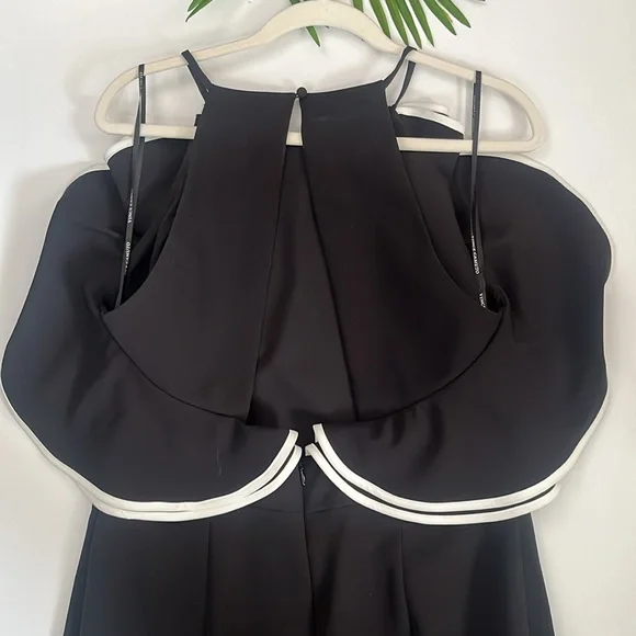 Vince Camuto sleeveless open back crepe drama ruffle black gown size 14 - Picture 8 of 10